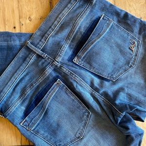 Express blue jeans